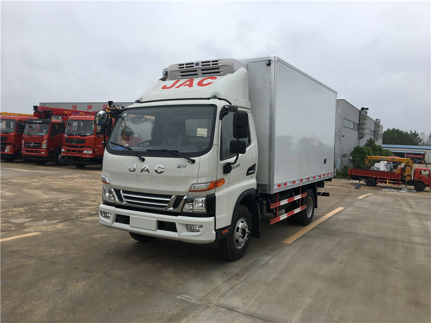 江淮駿鈴V6 4.2米冷藏車(chē)